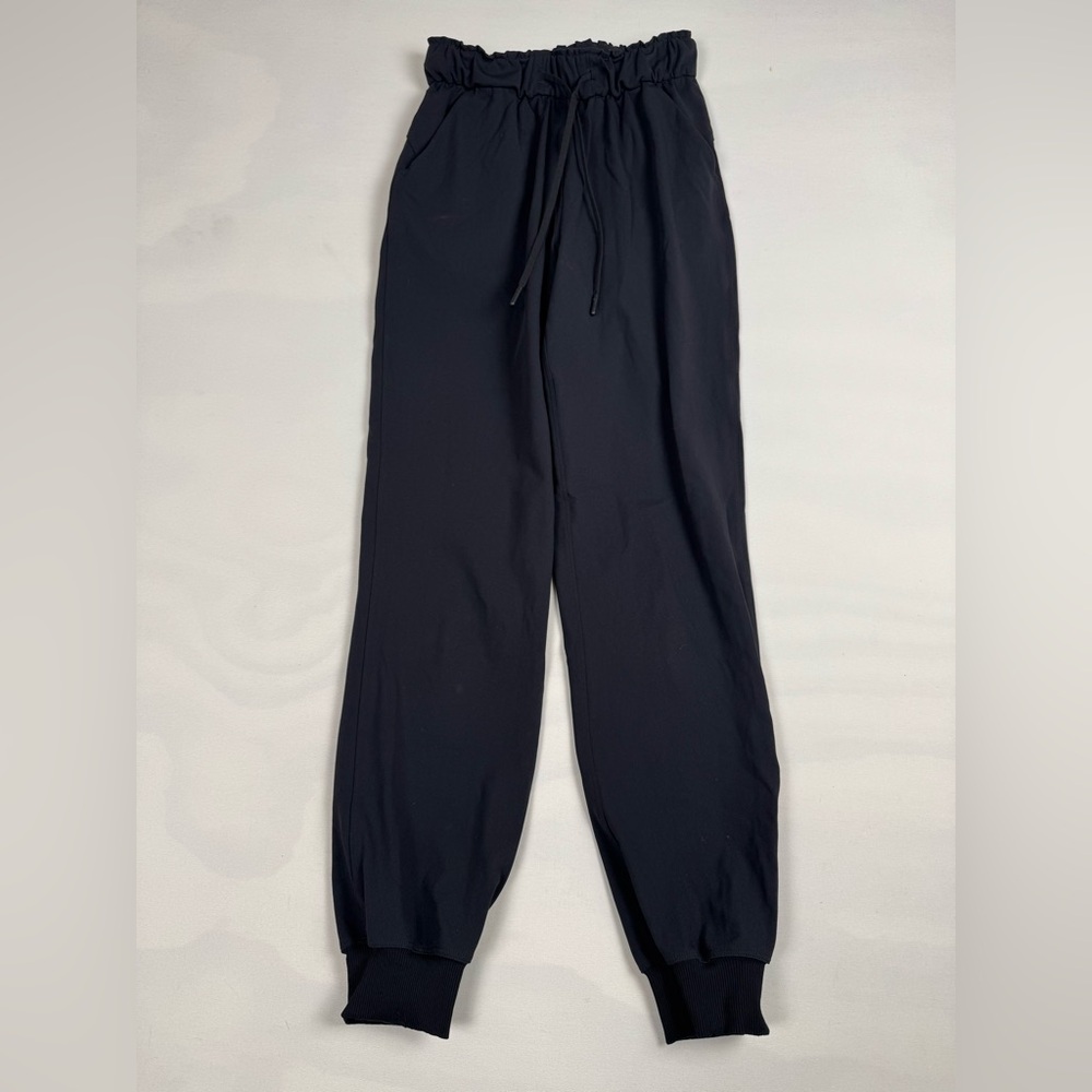 Lululemon Keep Moving Jogger Black Women’s 2 Retail $118